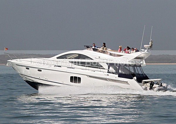 110410 WISE FAIRLINE PHANTOM 46 IMG_0904 - Flybridge Cruisers