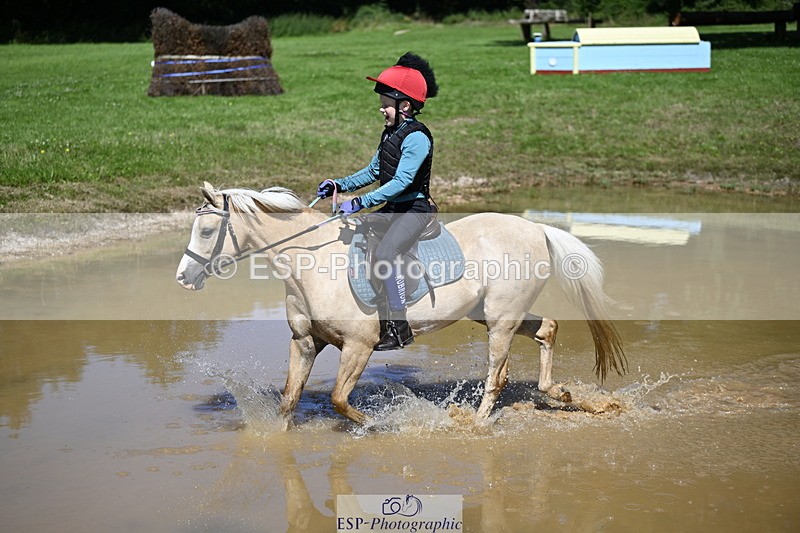 240728B-112104-00905 - Theo's Group XC