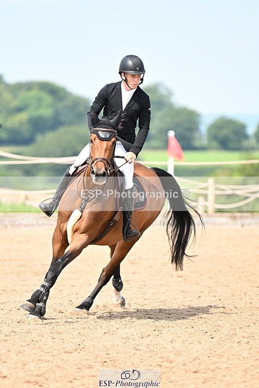 240801A-114956-01462 - Cls 2 Foxhunter