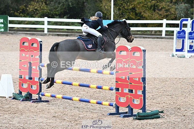231118A-135117-03174 - Cls 9 Foxhunter & 1.10m Open