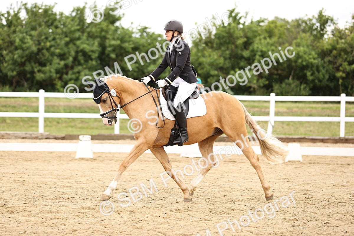SBM_002088 - Class 2 - Novice 4 - 10.36-11.39