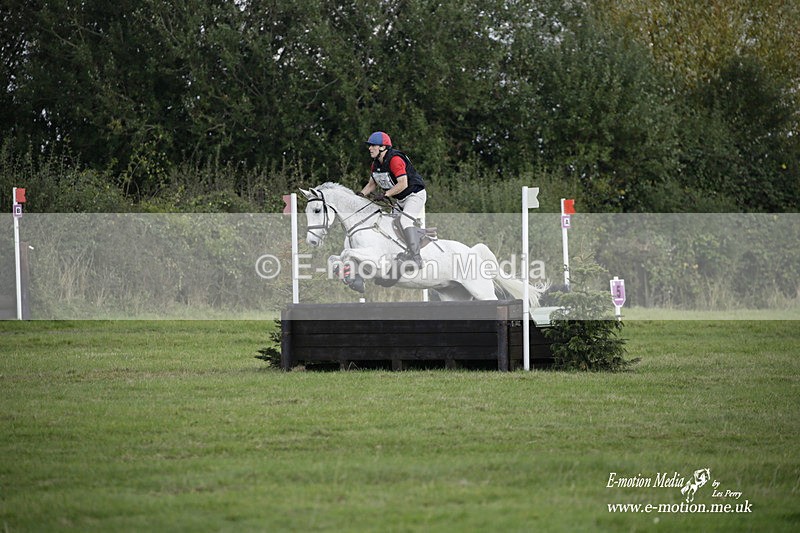  WWHT 171021 3095 - Intermediate (0.90m)  17/10/21