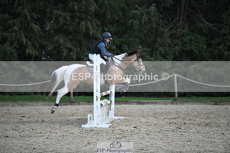 240204-134351-01582 - Cls 3 90cm Start to 12.40 CW