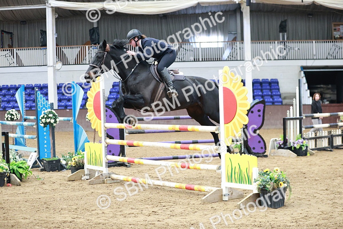 SBM_000591 - Class 4 - Senior Newcomers - 1.10m