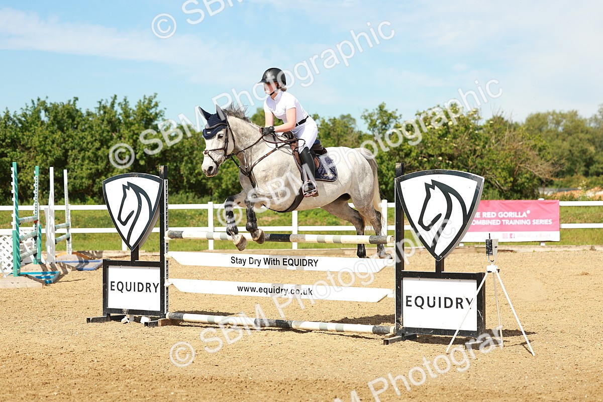 SBM_002549 - Class 4 - Senior Newcomers - 1.10m