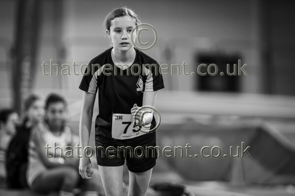 CombiMast25-924832 - Field Female