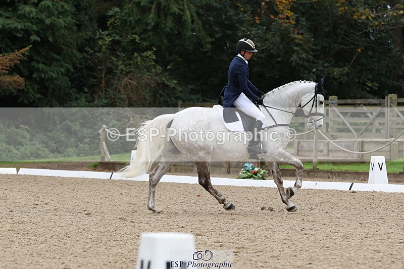 241024-110802-01745 - 135-Maddison.Peries-CHAMPAGNE.SILVER.NOVA