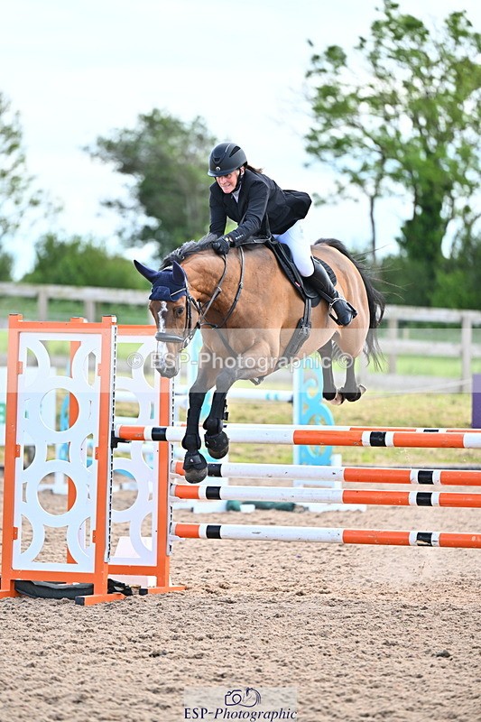 240608A-130033-02454 - Cls 4 Snr Newcomers and 1.10m Open