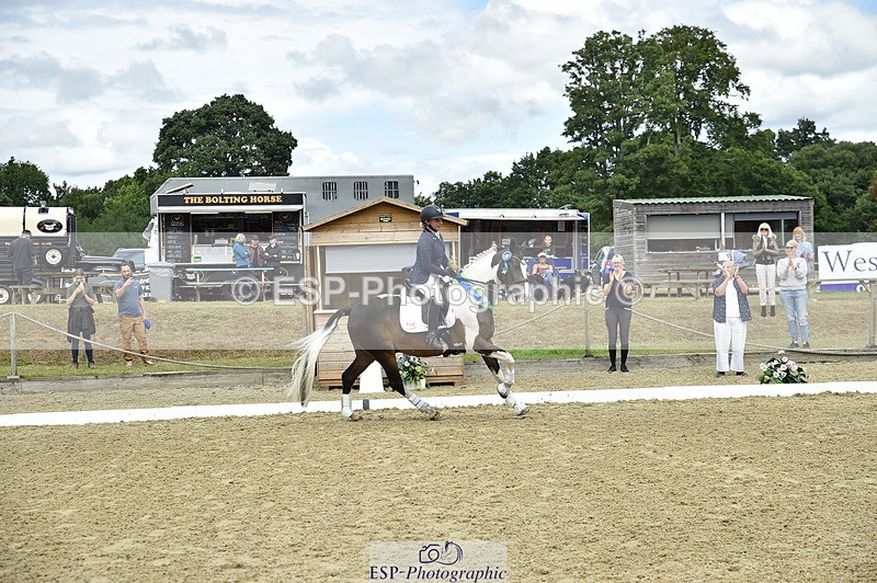 250720A-135002-11072 - Sunday Presentations