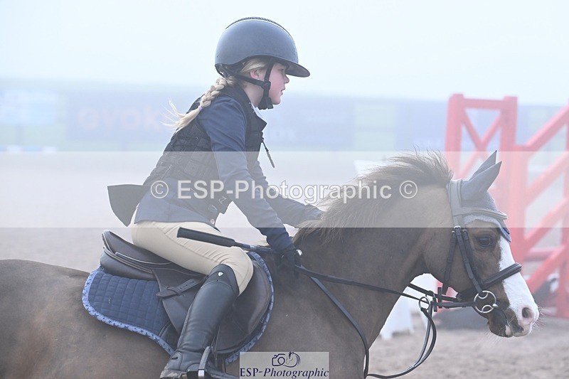 251115-094103-00338 - Cls 19 Clear Round 40cm