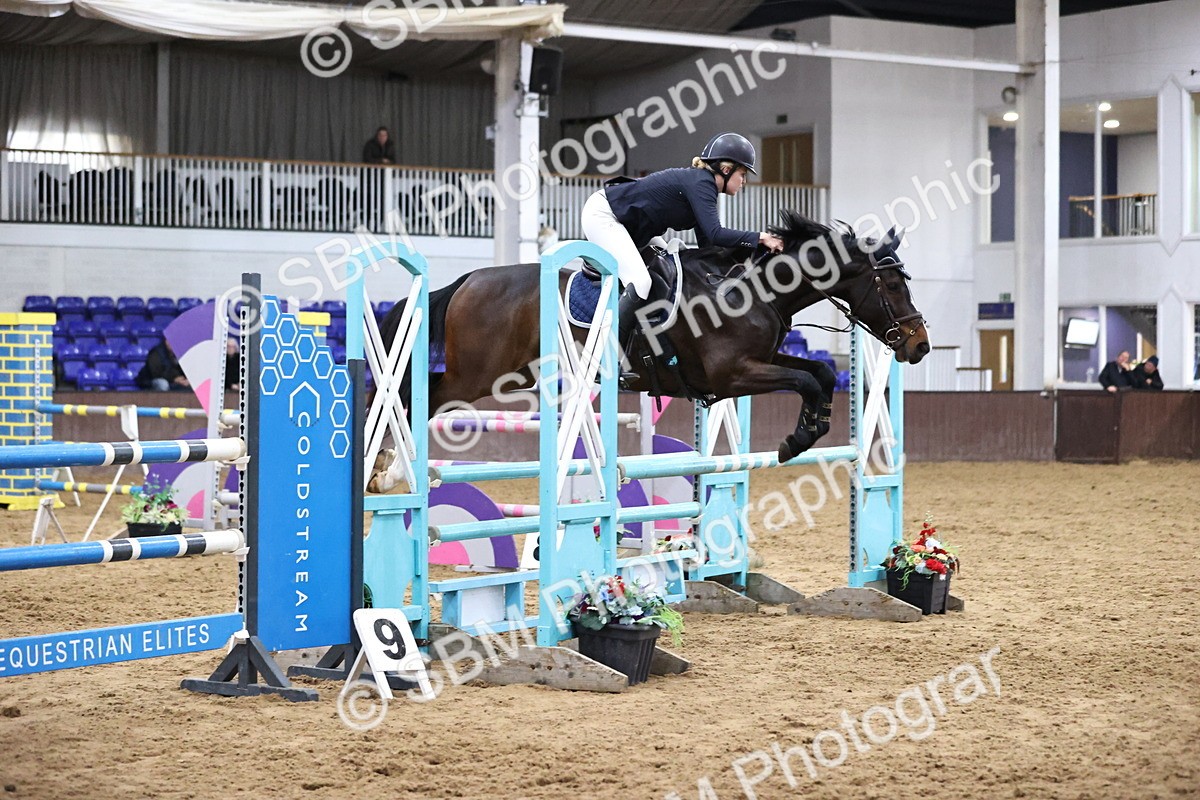 SBM_001980 - Class 4 - Senior Newcomers - 1.10m Open