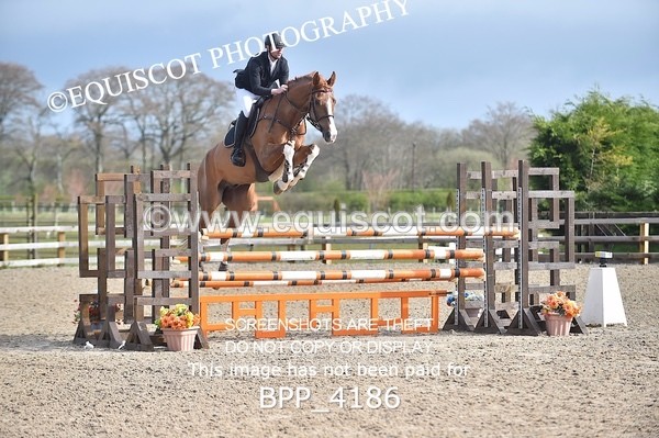 BPP_4186 - CLASS 10 RHS Foxhunter Championship Qualifier