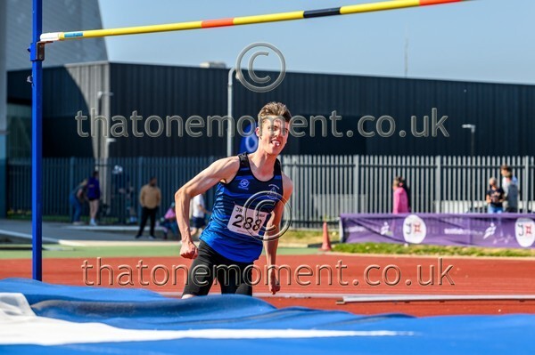 Age25SAT-917075 - Field Male