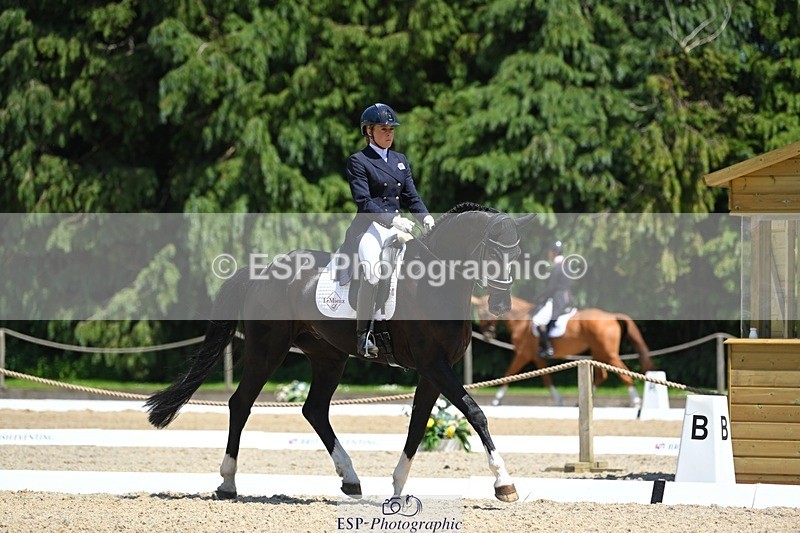 230526-135716-06858 - 480-FLOW_7-Mollie_Summerland-DR