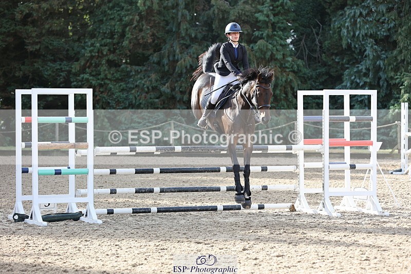 250831A-092250-08916 - Cls 40 Snr Newcomers