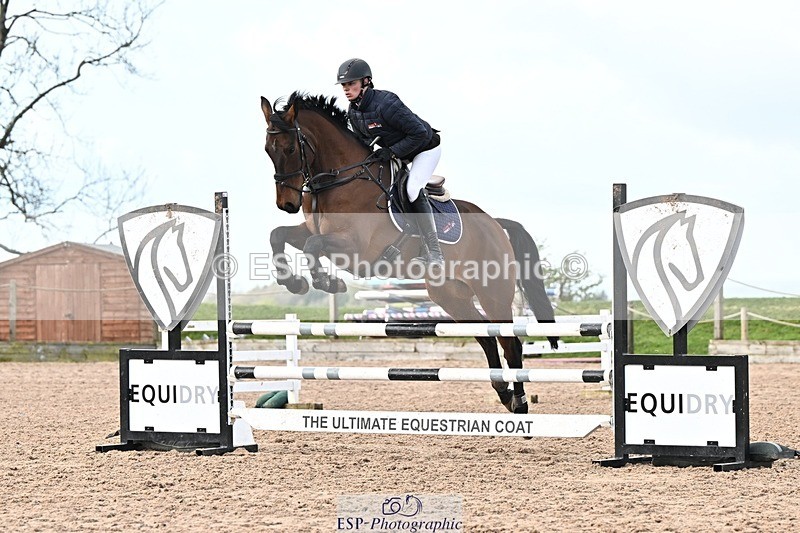 250416-101313-00243 - Cls 1 British Novice and 90cm