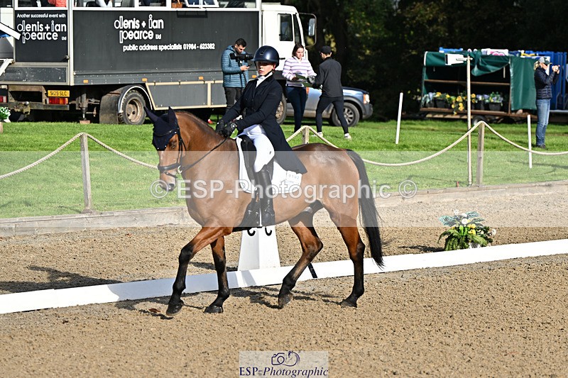 241023-143707-00346 - 102-Holly.Morris-ROYALE.LOUIS