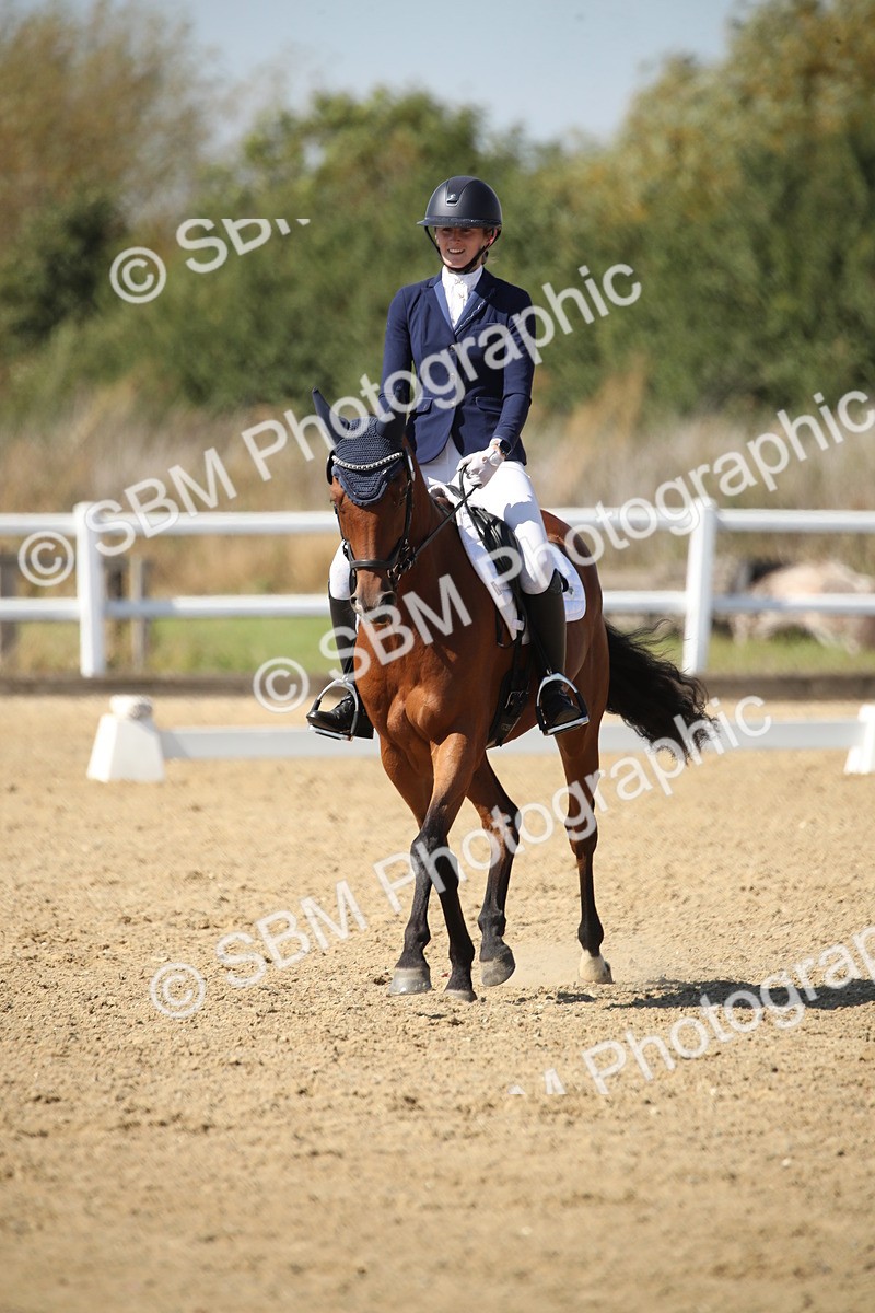 SBM_005769 - Class 11 - Novice 5 - 13.19-14.22