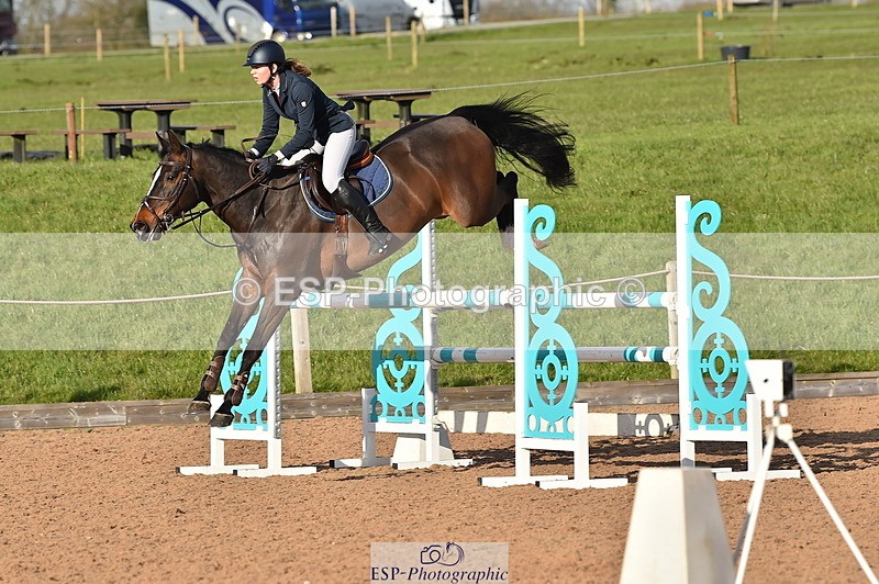 240306A-161122-01950 - Cls 5 Foxhunter and 1.20m Open
