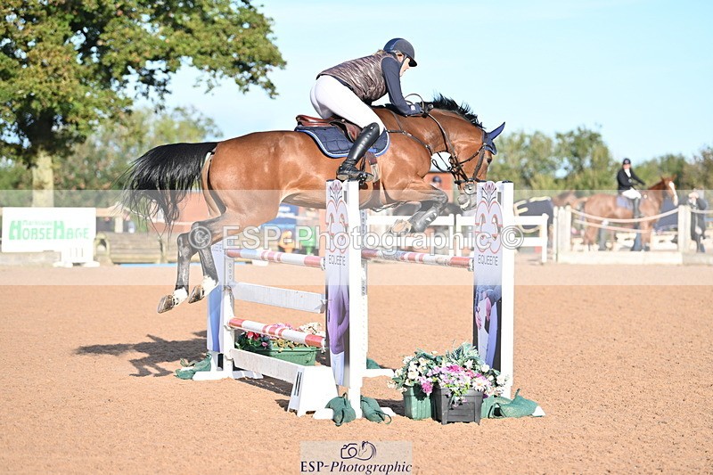 231015A-093518-06990 - Cls 28 Newcomers & 1.10m Open