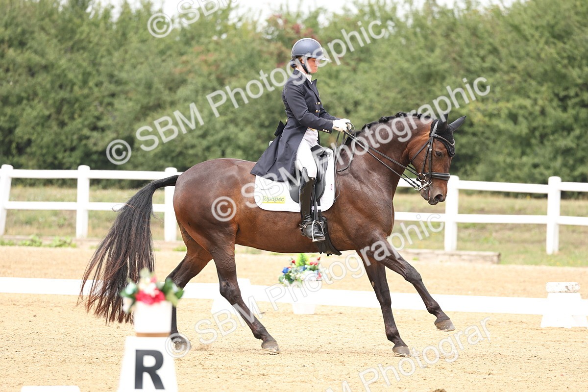 SBM_007016 - Class 9 - FEI INT I - 13.37-14.33