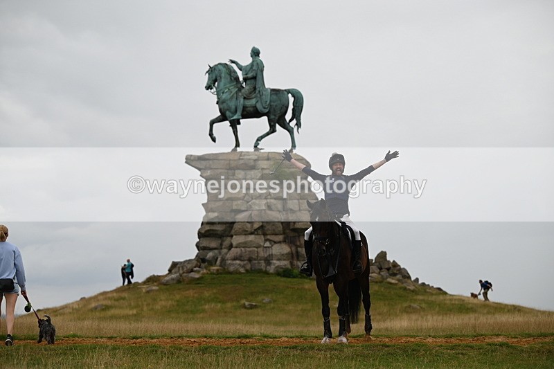 DSC_5730 - Time at Statue 11:46 to 12:16