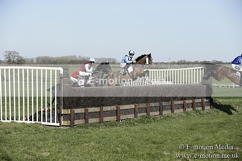 PtP 250317 275 - V.W.H. Hunt Point-to-Point Siddington 25/03/17