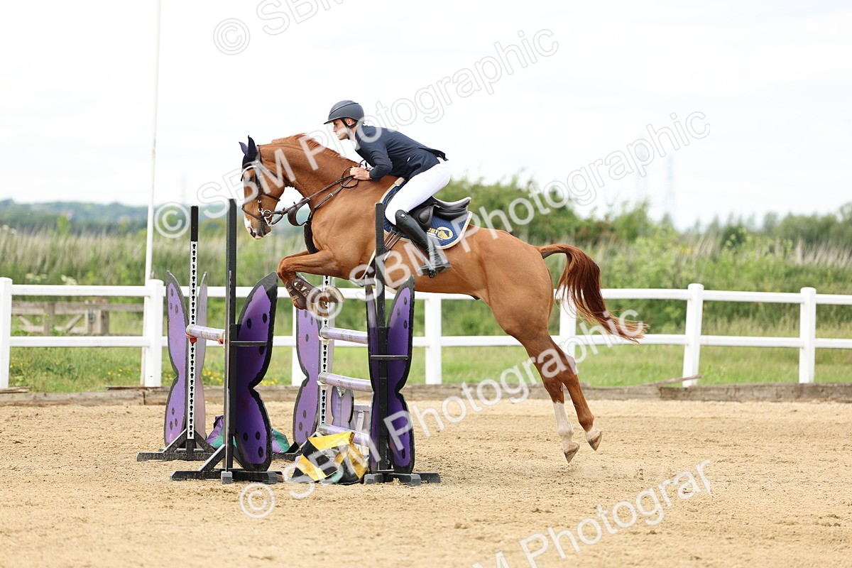 SBM_006233 - Class 19 - Senior Newcomers - 1.10m