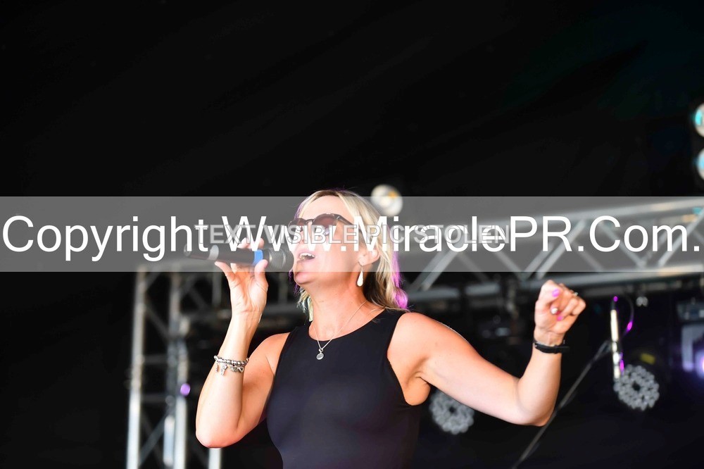 SH4_0755 - Lisa Winwood