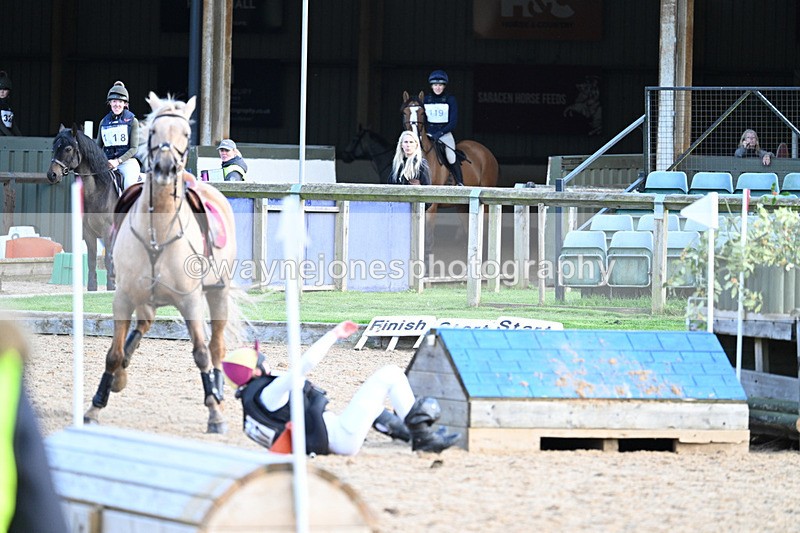 WJ7_5340 - Time 15:56 to 16:17