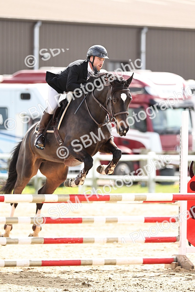 SBM_000758 - Class 3 - Senior Discovery - 1.00m