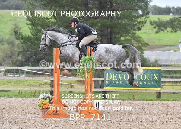 BPP_7141 - CLASS 4 Senior Newcomers/ 1.10m Open