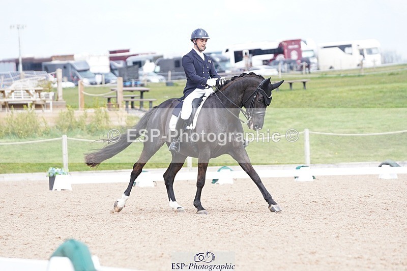 250403-141234-02874 - 022-Jezz.Palmer-Romanno.Weltino