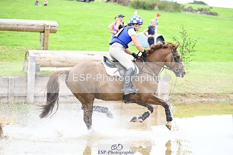 240803-105656-01773 - 072-Ruby_Russo-JUST_ORANGE