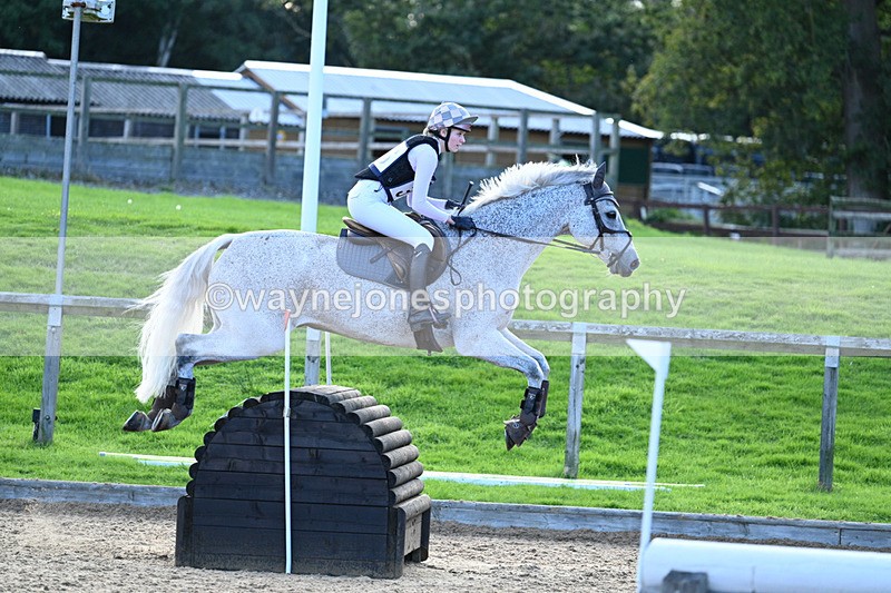 WJ7_6194 - Time 16:55 to 17:11