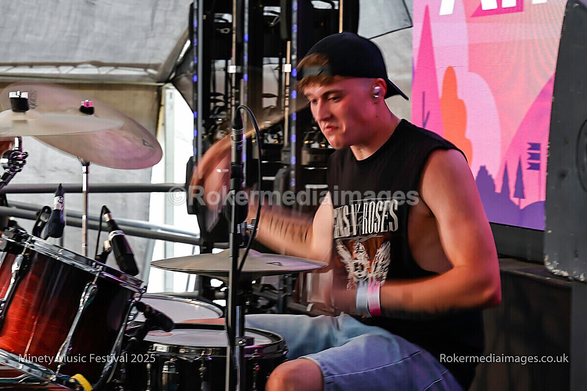 _MGL7257 - MINETY 2025