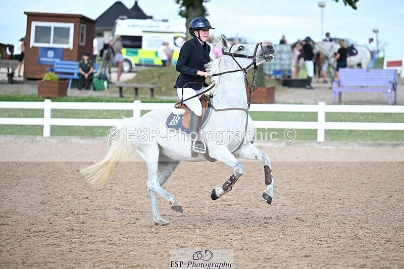260627-175748-05897 - Cls 27 Foxhunter and 1.10m