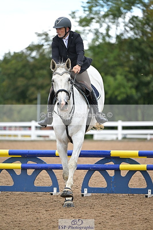 240925A-104443-00107 - Cls 1 British Novice and 90cm Open