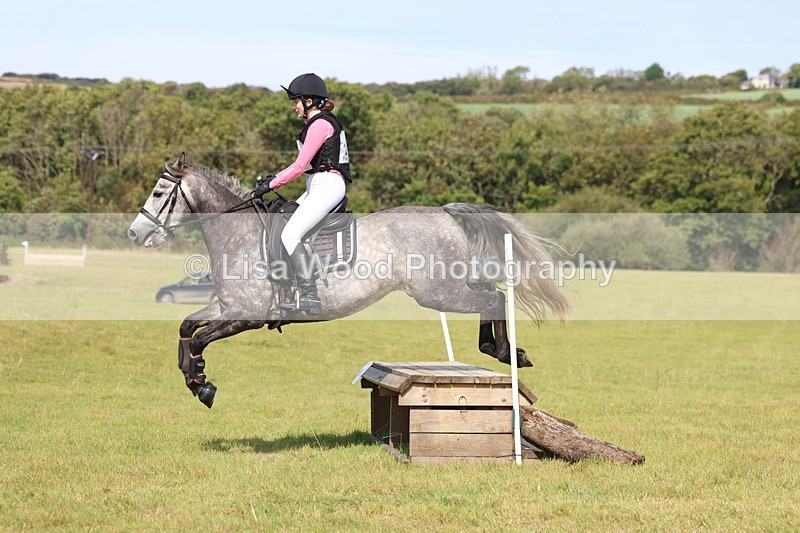 3E7A6626 - Class 1: Trebudannon Open: Pheasant Feeder
