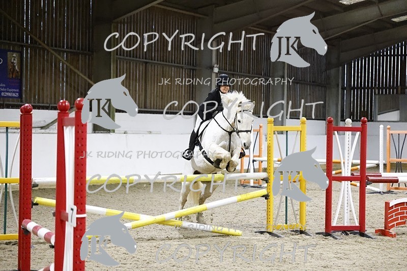 _R6A7110 - 1M clear round