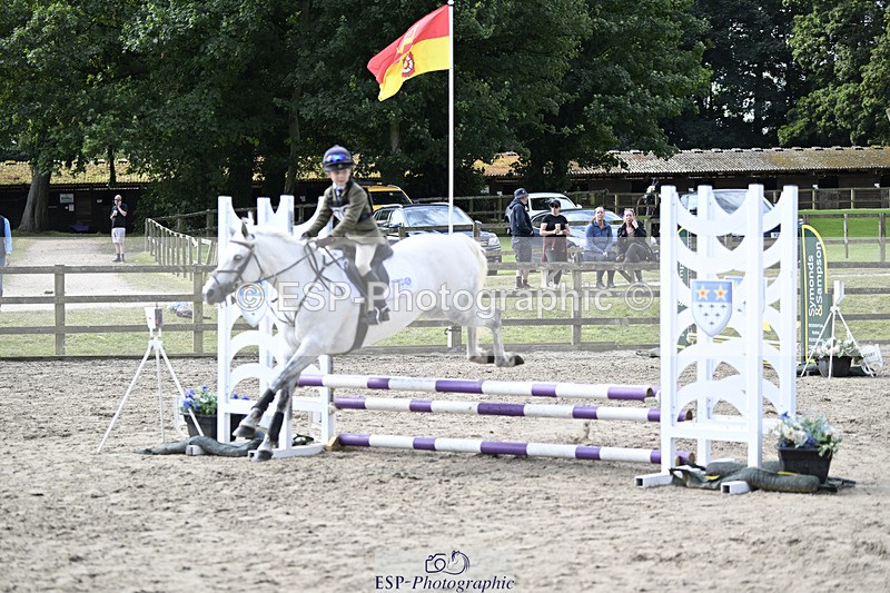 240823X-110528-15883 - 60cm R2 11.00 to 12.30