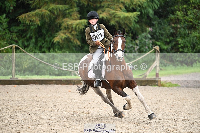 240824X-092531-23170 - 70cm Round 2 9.30 to 10.30