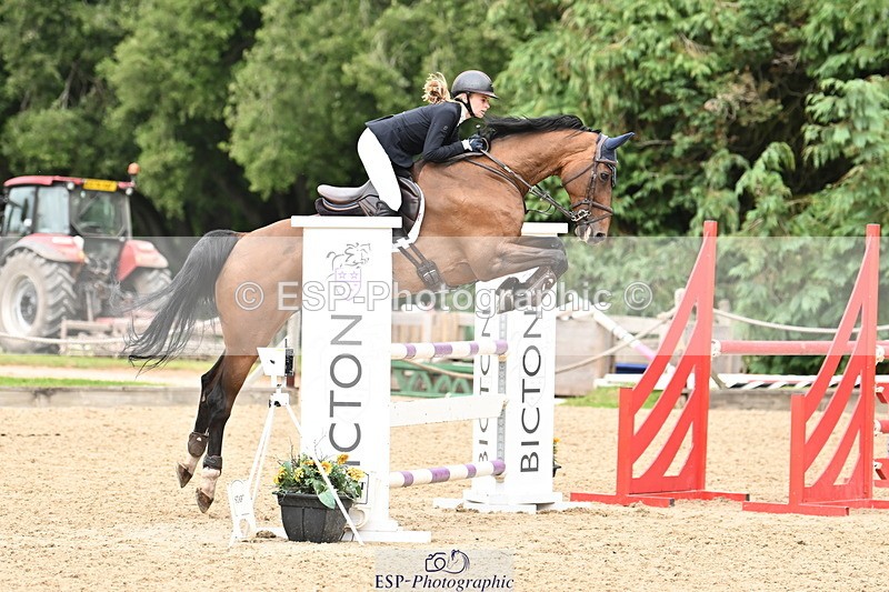 250706A-143434-20000 - Cls 49 Snr 1.10m Grand Prix