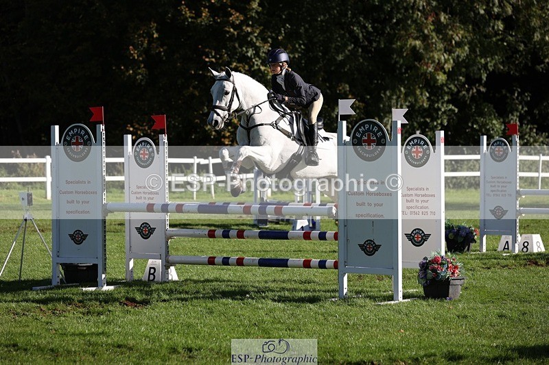 231022-110530-24948 - 653-GREYΓÇÖS.VILLAGE.MELODY-Annabel.Ridgway-TrotUp+SJ