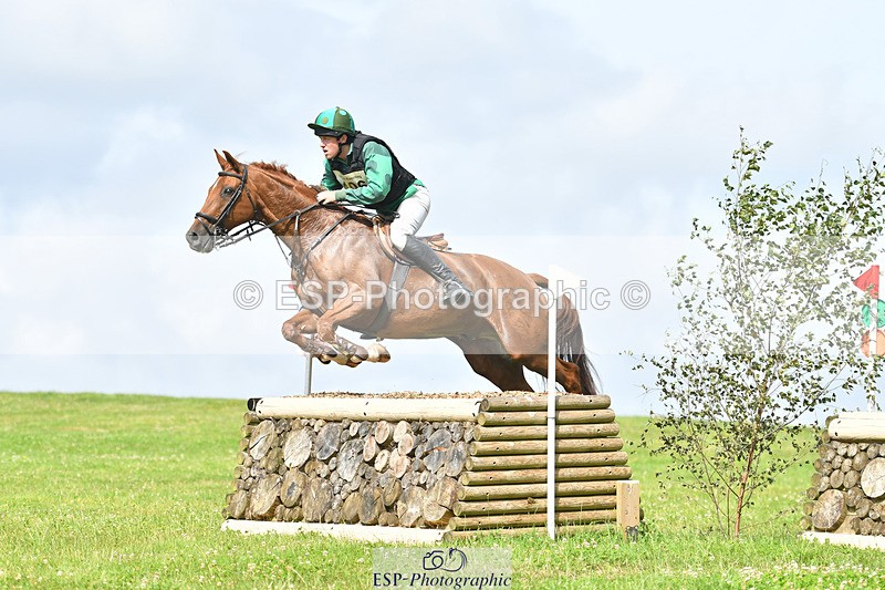 240804-104103-10433 - 406-Harry_Rowcliffe-22_CARROT_GOLD