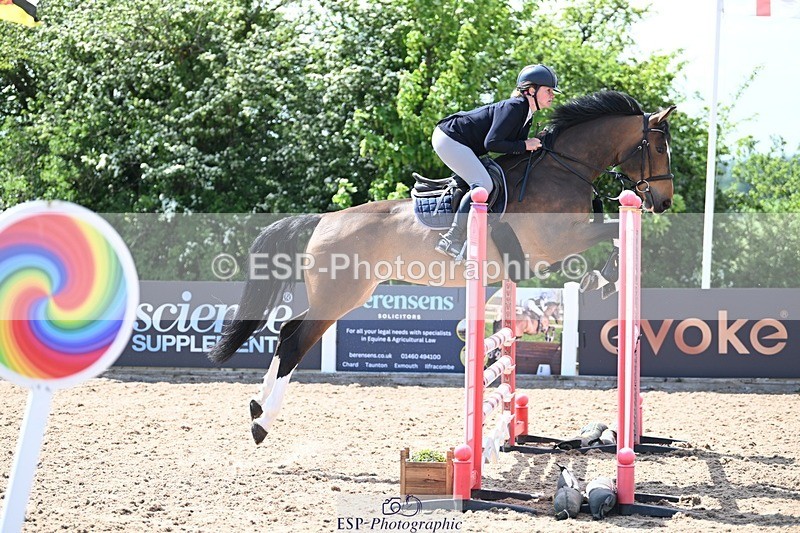 260507-134434-03627 - Cls 9 1.05m Amateur Qualifier