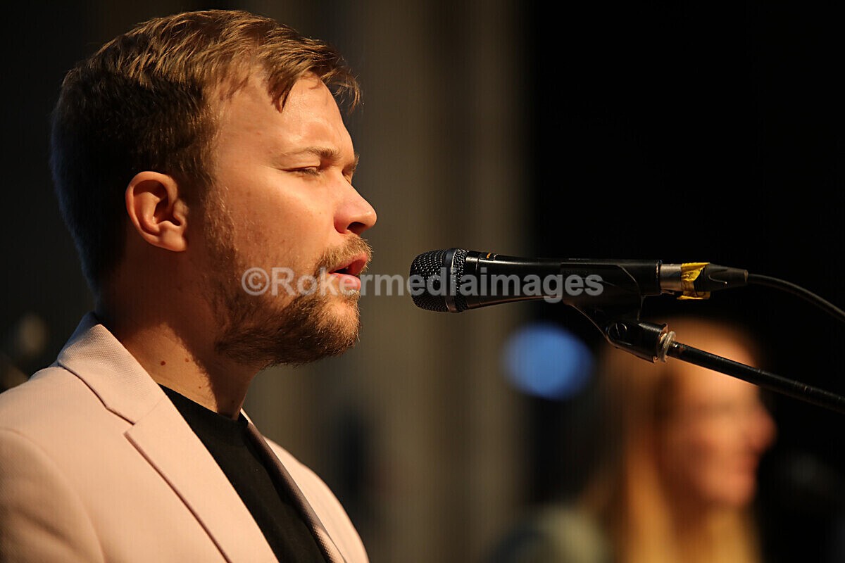 FOLK N BLUES-468 - FOLK and BLUES SEPT 2022