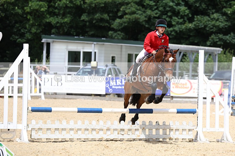 3E7A2489 - Class 4: 70 -75cm Part B