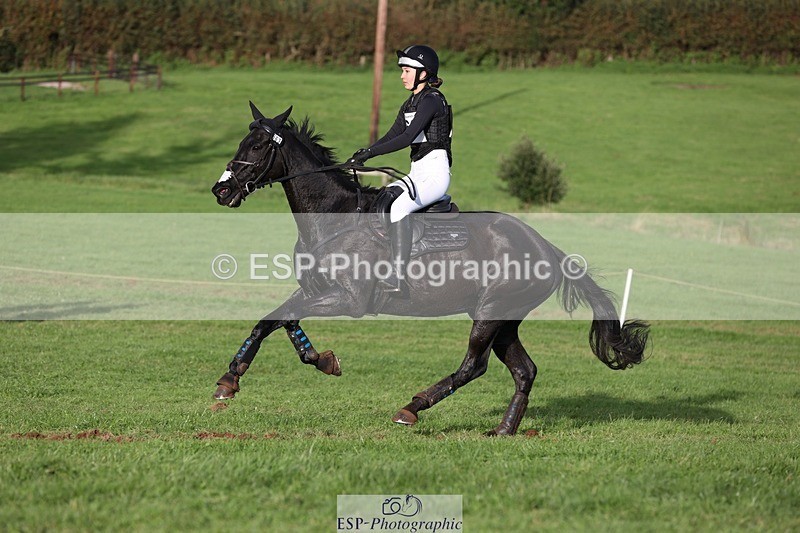 231021-161829-20591 - 563-SOUTHPAW-Kaia.Land-SC+XC