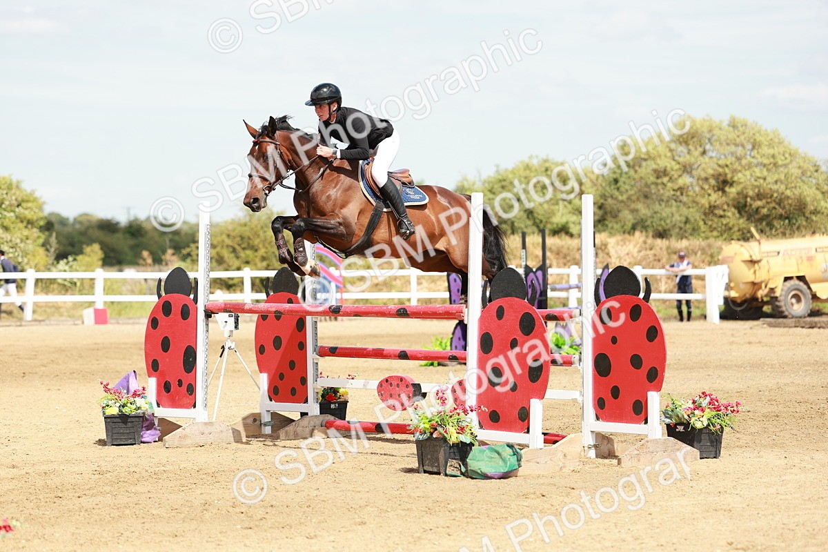 SBM_007873 - Class 4 - Senior Foxhunter - 1.20m Open